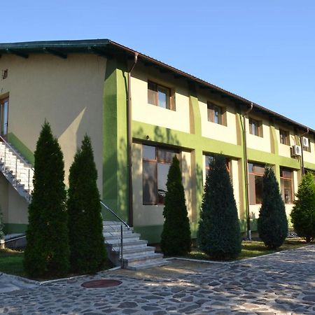 Motel Mesterul Manole Curtea de Argeş Exterior foto
